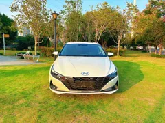 2021 Hyundai Elantra 1.5L CVT LUX Premium, белый — фото 2