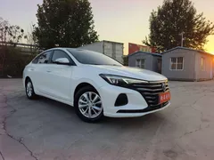 2021 Changan Eado PLUS 1.6L GDI MT Elite, белый — фото 3