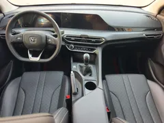 2021 Changan Eado PLUS 1.6L GDI MT Elite, белый — фото 11