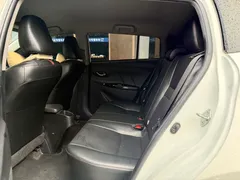 2022 Toyota Yaris L Zhixuan 1.5L CVT Luxury Plus, белый — фото 5