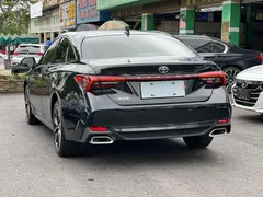 2023 Toyota Avalon 2.0L CVT Luxury, чёрный — фото 7