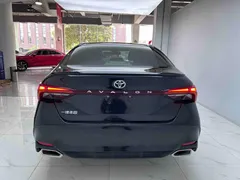 2021 Toyota Avalon 2.5L Luxury, чёрный — фото 6