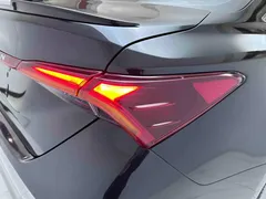 2021 Toyota Avalon 2.5L Luxury, чёрный — фото 23