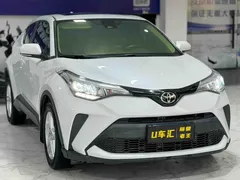 2021 Toyota C-HR 2.0L Comfort, белый — фото 3