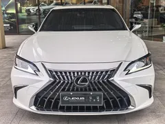 2022 Lexus ES 200 Excellence, белый — фото 2