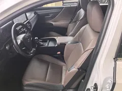 2022 Lexus ES 200 Excellence, белый — фото 4