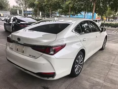 2022 Lexus ES 200 Excellence, белый — фото 10