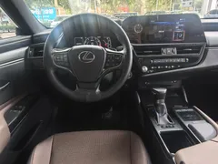 2021 Lexus ES 200 Excellence, белый — фото 12