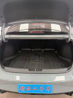 2022 Hyundai Elantra 1.5L CVT LUX Premium — фото 21