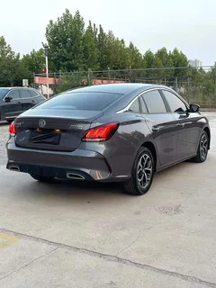 2022 MG MG5 180DVVT CVT Flagship — фото 11