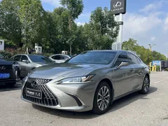 2021 Lexus ES 200 Excellence — фото 1