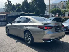 2021 Lexus ES 200 Excellence — фото 8