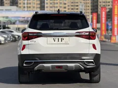 2021 Kia Seltos 1.5L CVT Trend, белый — фото 8