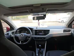 2021 Volkswagen Polo Plus 1.5L AT Panoramic, красный — фото 7