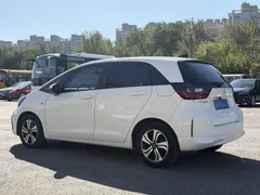 2021 Honda Fit 1.5L CVT Pro, белый — фото 4