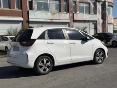 2021 Honda Fit 1.5L CVT Pro, белый — фото 6