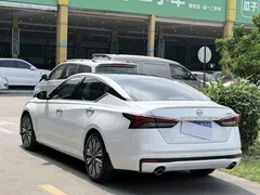 2022 Nissan Teana 2.0L XL-TLS, белый — фото 13