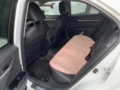 2023 Toyota Camry 2.5G Luxury, белый — фото 6