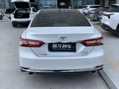 2023 Toyota Camry 2.5G Luxury, белый — фото 8