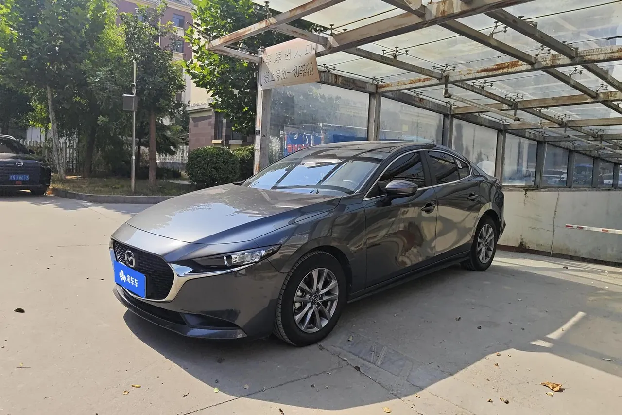 2023 Mazda Mazda3 2.0L AT