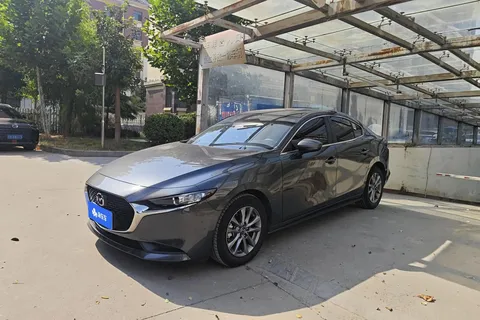 2023 Mazda Mazda3 2.0L AT