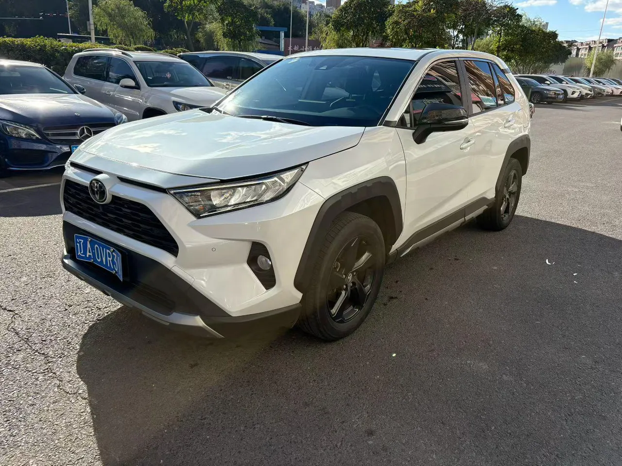 2023 Toyota RAV4 2.0L CVT 4WD Adventure