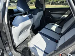 2022 Geely Emgrand 4th Gen 1.5L CVT Flagship — фото 5