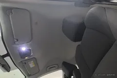 2023 Toyota Frontlander 2.0L CVT Elite, белый — фото 18