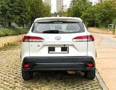 2023 Toyota Frontlander 2.0L CVT Elite, белый — фото 7