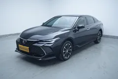 2022 Toyota Avalon 2.5L Luxury, чёрный — фото 1