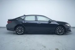 2022 Toyota Avalon 2.5L Luxury, чёрный — фото 6