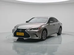 2022 Lexus ES 200 Excellence — фото 1