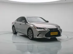 2022 Lexus ES 200 Excellence — фото 3