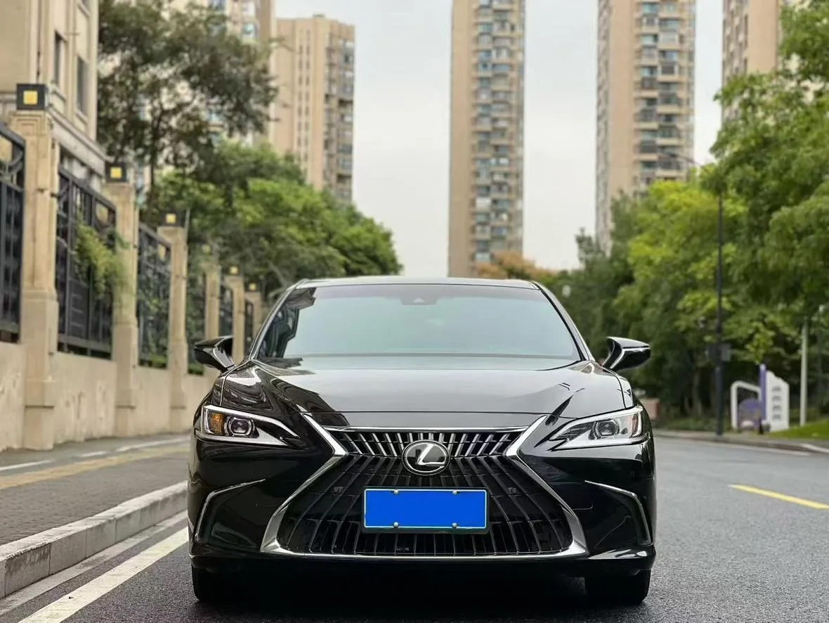2021 Lexus ES 200 Excellence