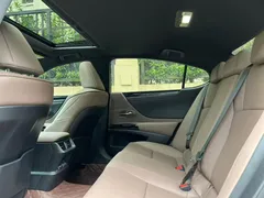2021 Lexus ES 200 Excellence, чёрный — фото 4