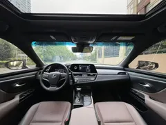 2021 Lexus ES 200 Excellence, чёрный — фото 5