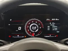 2022 Hyundai Elantra 1.5L CVT LUX Premium, белый — фото 10