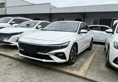 2023 Hyundai Elantra 1.5L CVT GLX Elite, белый — фото 1