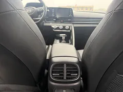 2023 Hyundai Elantra 1.5L CVT GLX Elite, белый — фото 10