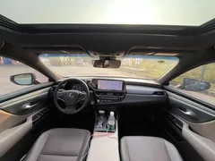 2022 Lexus ES 200 Excellence, чёрный — фото 7