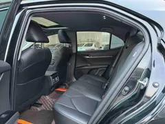 2023 Toyota Camry 2.0G Luxury, чёрный — фото 6