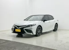 2021 Toyota Camry 2.5S Fashion, белый — фото 1