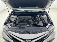 2021 Toyota Camry 2.5S Fashion, белый — фото 17
