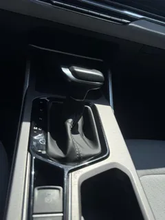 2023 Geely Emgrand 4th Gen Champion 1.5L CVT Flagship — фото 14