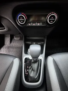 2021 Kia Yipao 1.4L CVT Sunroof, белый — фото 14