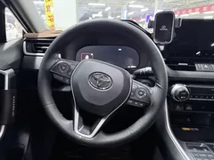 2023 Toyota RAV4 2.0L CVT 4WD Adventure, белый — фото 13