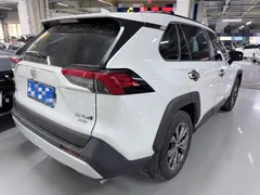2023 Toyota RAV4 2.0L CVT 4WD Adventure, белый — фото 18
