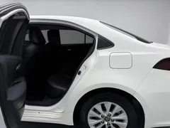 2021 Toyota Corolla 1.5L CVT, белый — фото 12
