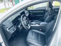 2022 Geely Emgrand 4th Gen 1.5L CVT Luxury, белый — фото 4