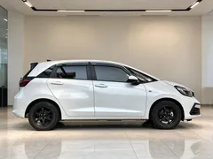 2023 Honda Fit 1.5L CVT, белый — фото 7